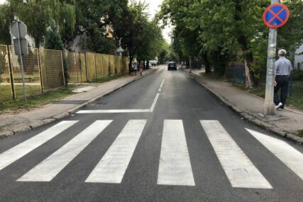 OBNOVA SAOBRAĆAJNICA Novi asfalt ispred vrtića u Obilićevu