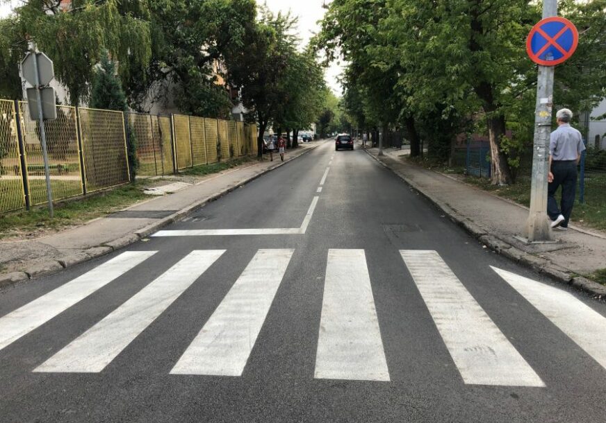 OBNOVA SAOBRAĆAJNICA Novi asfalt ispred vrtića u Obilićevu