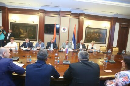 “SPRIJEČIĆEMO POKUŠAJ HDZ” Dodik na sastanku sa Srbima iz Federacije imao ISTI STAV