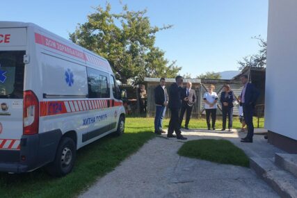 Udruženje Srba Sarajevsko-romanijske regije iz Toronta renoviralo ambulantu u Mokrom