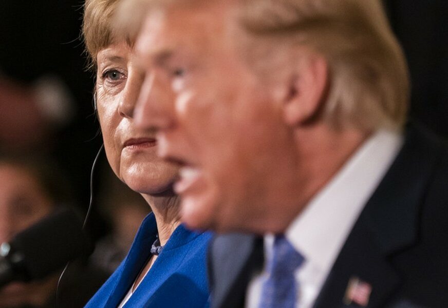 Merkelova OBJAVILA RAT Trampu: Jasnom porukom reagovala na odluku američkog Kongresa