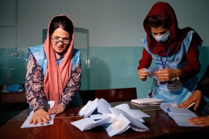 I GANI I ABDULAH PROGLASILI POBJEDU U Avganistanu održani predsjednički izbori