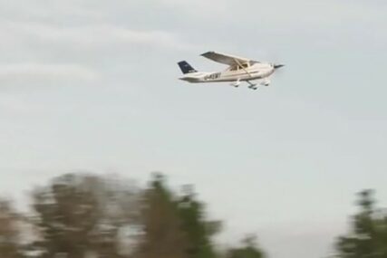 SREĆNICI Kamera snimila pad aviona u SAD, pilot i putnik preživjeli (VIDEO)