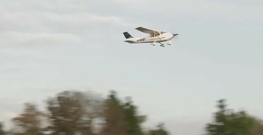 SREĆNICI Kamera snimila pad aviona u SAD, pilot i putnik preživjeli (VIDEO)