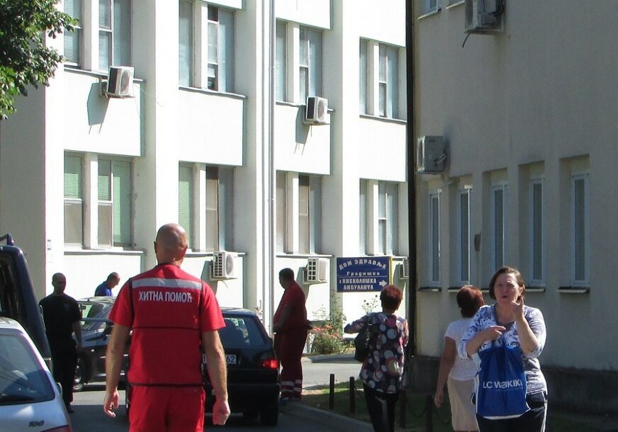 RADE U BOLNICI, MJERKAJU INOSTRANSTVO Kadrovske nedaće zdravstvenih ustanova u Gradiški