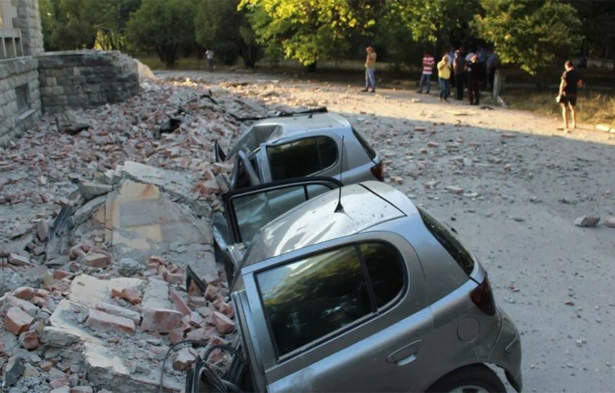 APOKALIPTIČNI PRIZORI Novi snažan zemljotres potresao Albaniju u noći, NAJMANJE 105 POVRIJEĐENIH (FOTO, VIDEO)