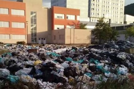 GROZAN PRIZOR U MOSTARU Oko bolnice tone smeća, građani zabrinuti zbog MEDICINSKOG OTPADA