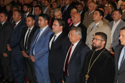POVELJA ALEKSANDRU VUČIĆU Bijeljina obilježila Dan Grada (FOTO)