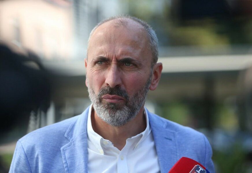 POČASNI GRAĐANIN BANJALUKE Grupa “Pravda za Davida” predlaže Ifeta Ferageta za ovo priznanje (FOTO)