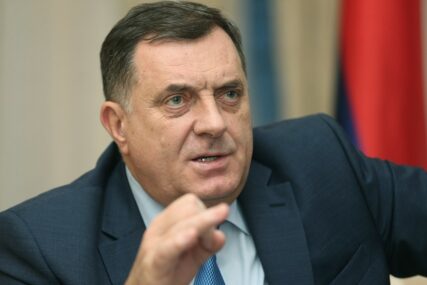 UPLITANJE ŠTETNO I OPASNO Dodik: Pojedinci u Sarajevu se ponašaju kao gubitnici izbora u Crnoj Gori