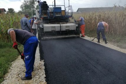 VOZAČI, BUDITE OPREZNI Zbog rekonstrukcije puta izmjena saobraćaja na putu Ljubinje-Trebinje