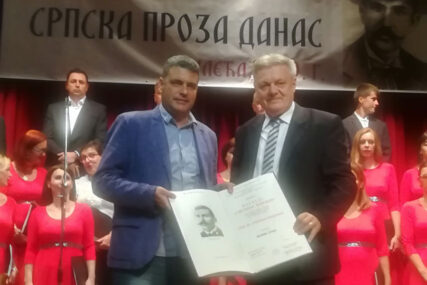 Slobodanu Vladušiću uručena nagrada "Svetozar Ćorović"