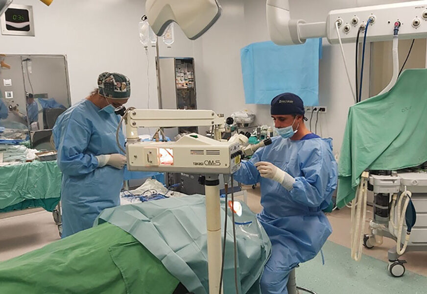 BOLNICA "SRBIJA" Za jedan dan obavljene 22 složene operacije oka