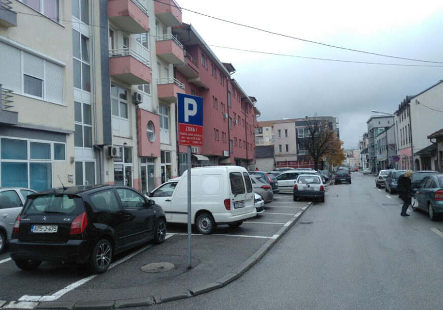 RIJEŠENE NEDOUMICE Zabune oko parking karte i veb sajta gradske uprave Prijedora