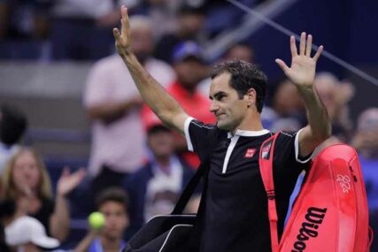 “OSJETIO SAM PROBLEM PRIJE MEČA” Federer otkrio šta je presudilo PORAZU OD DIMITROVA