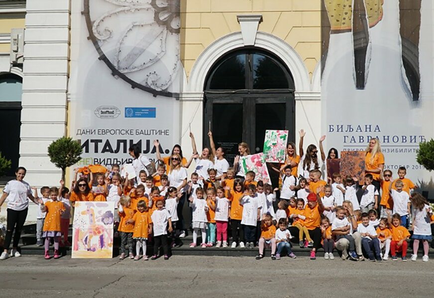SREĆAN DIVAN DAN KIKO! Mališani iz Banjaluke čestitali rođendan maloj žirafi u Africi 