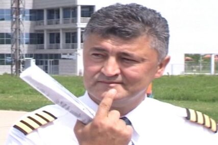 “Obratićemo se pravosudnim institucijama” Ilić tvrdi da avion Vazduhoplovnog servisa Srpske nije letio na Brač