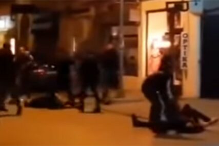 BRUTALNO Snimak tuče šokirao javnost, nogama šutirali one koji su ležali bez svijesti (VIDEO)