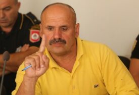 Zmaj od Šipova UHAPŠEN U MRKONJIĆ GRADU: Osumnjičen da je napao sugrađanina, oštetio mu automobil i uzeo telefon