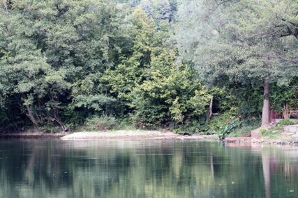 TUGA U ZVORNIKU Na obali Drine pronađeno tijelo nepoznatog muškarca