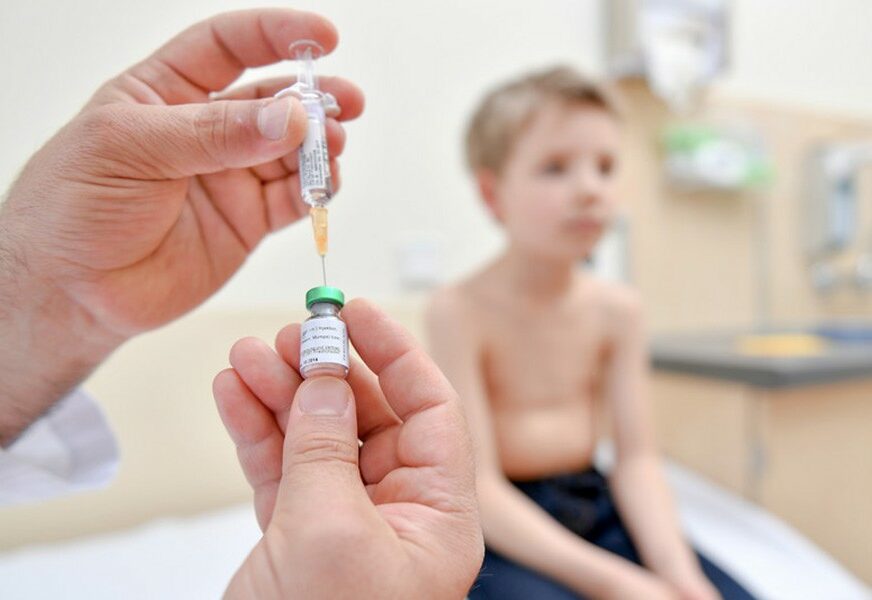 STRUKA JE ZADOVOLJNA Za vakcinaciju protiv sezonskog gripa ostalo samo još 500 BESPLATNIH DOZA