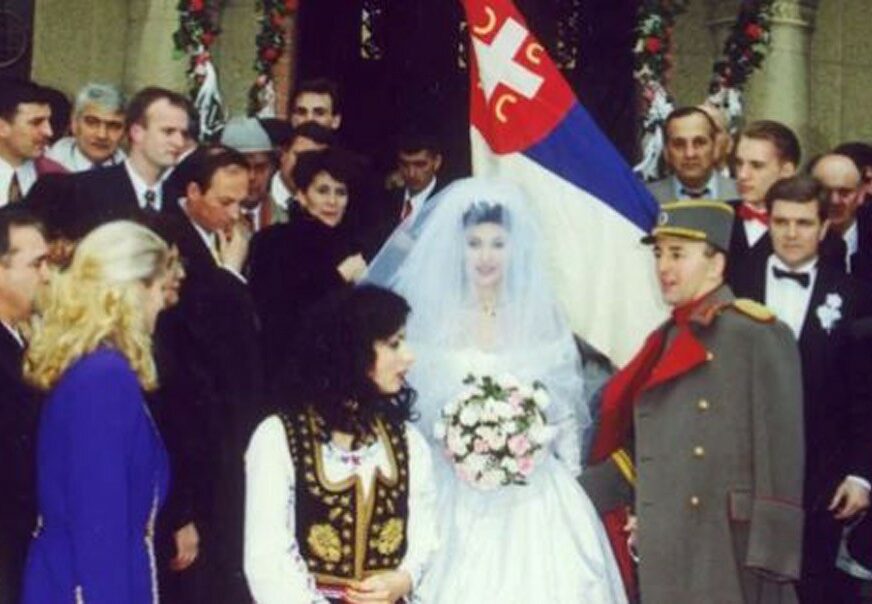 KOŠTALA PRAVO BOGATSTVO U Cecinoj vjenčanici biće i Veljkova nevjesta, otkrivamo gdje je kupljena (FOTO)