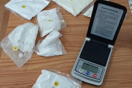 UHAPŠEN KANAĐANIN U BANJALUCI Nađeno 136 grama kokaina, drogu nabavljao preko interneta (FOTO)