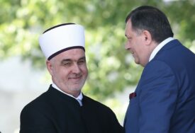 Kavazović o paradžematima i Dodiku „Konstantno napada Islamsku zajednicu i pokušava je uvući u politička previranja“