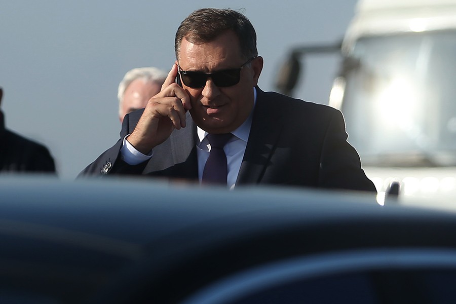 M:tel nagradio NAJVJERNIJE: Dodik je prvi u Republici Srpskoj IMAO MOBILNI TELEFON