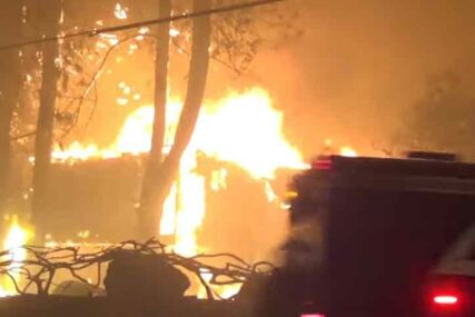 Požar u Kaliforniji uništio 40.000 hektara šume: Evakuisano oko 2.000 ljudi