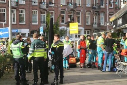 U Holandiji protest farmera: Stajsko đubrivo i smeće na putevima