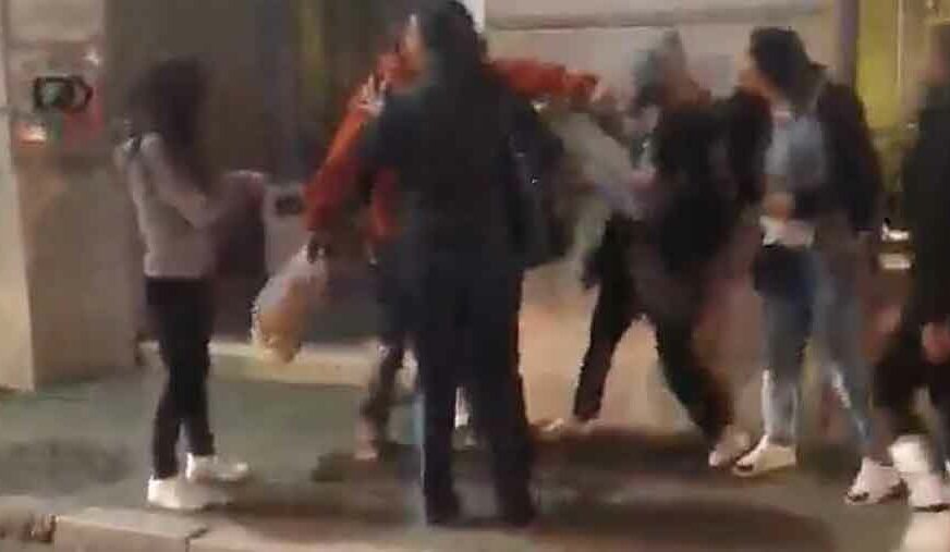 DRAMA U CENTRU SARAJEVA Kradljivice opljačkale Kineskinje, a onda je uslijedio NEOČEKIVANI OBRT
