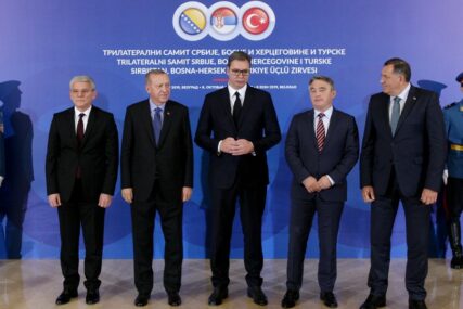 SAMIT U BEOGRADU Erdogan: BiH bez formiranja vlasti ne može nastaviti sa efikasnim radom