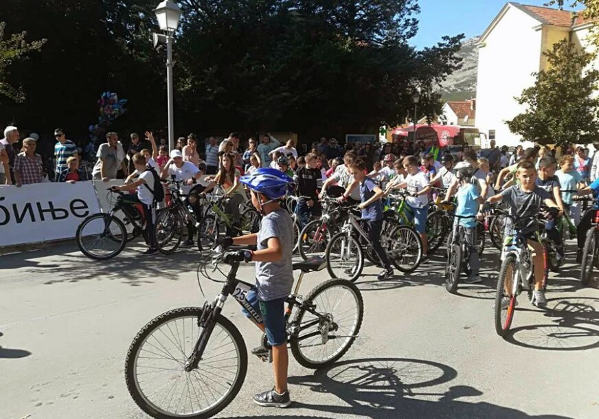 U KONKURENCIJI 200 TAKMIČARA U Trebinju počelo Balkansko prvenstvo u biciklizmu