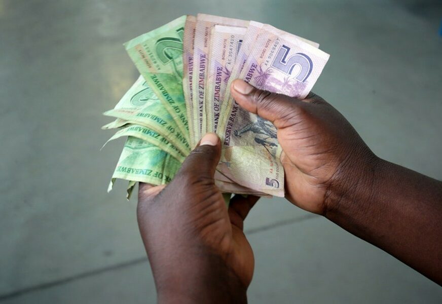 VJERUJU U SPAS OD INFLACIJE Harare vraća zimbabveanski dolar