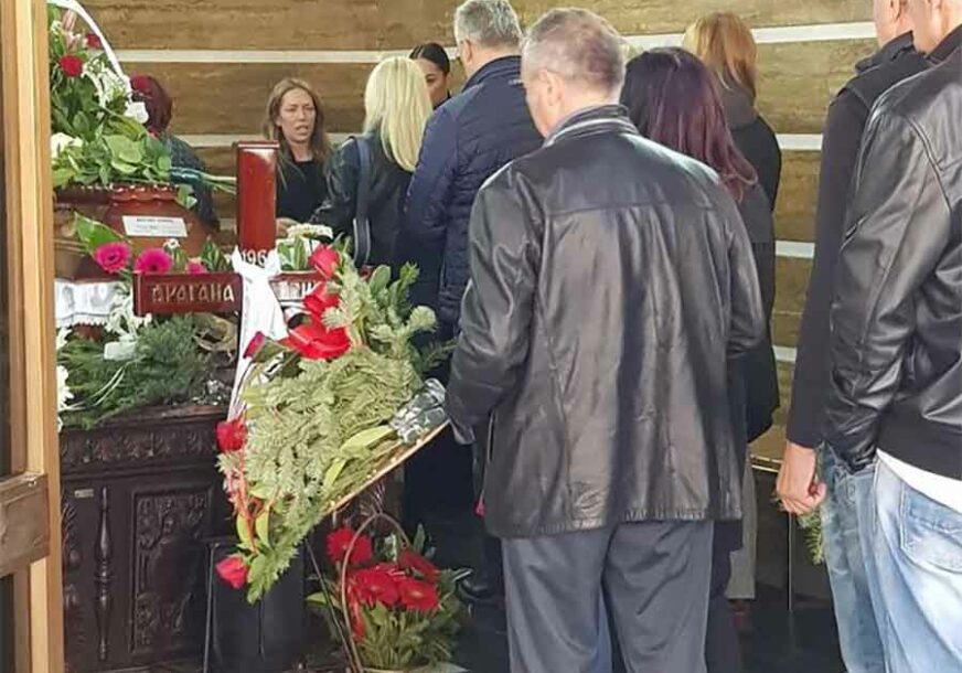 TUGA KIDA Dragana Tripić iza sebe ostavila kćerku i unuku, na sahrani BROJNI PRIJATELJI