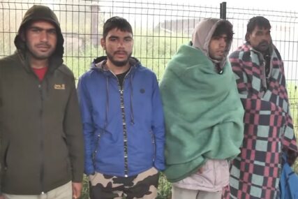 "NEMA HRANE I VODE" Vapaj migranata u Bihaću koji poručuju da nemaju gdje spavati
