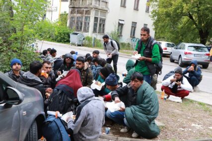 SITUACIJA POSTAJE ALARMANTNA Migrantska kriza NE JENJAVA, gradonačelnik Bihaća dolazi u Sarajevo