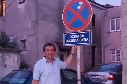 "POKRIĆE SE SILA I NAUČITI REDU" Nakon incidenta sa Vukanovićem u Trebinju postavljen novi znak