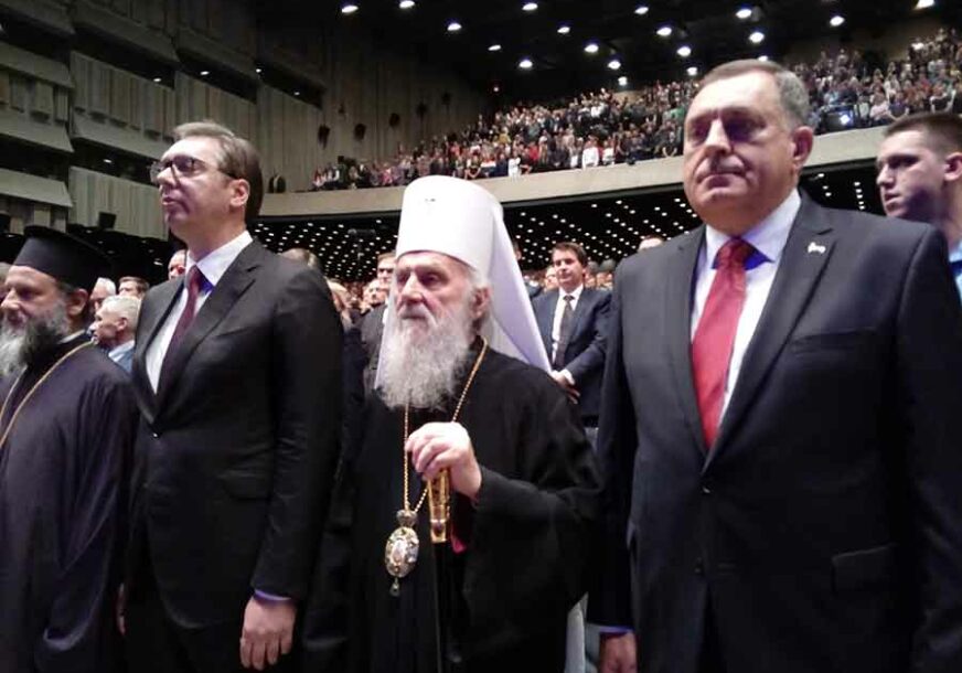 “HVALA VAM ZA TU ODANOST” Patrijar Irinej poručio da Dodik diše srpskim duhom i idealima