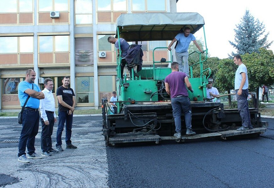 Počeli radovi na rekonstrukciji ulica i parkinga u Ugljeviku