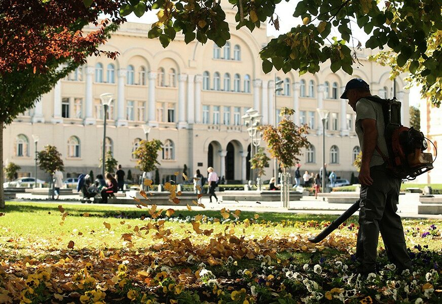 DAN OBAVEZNO PROVEDITE VAN KUĆE Jesen nastavlja da SIJA u najljepšim bojama, BiH okupana suncem