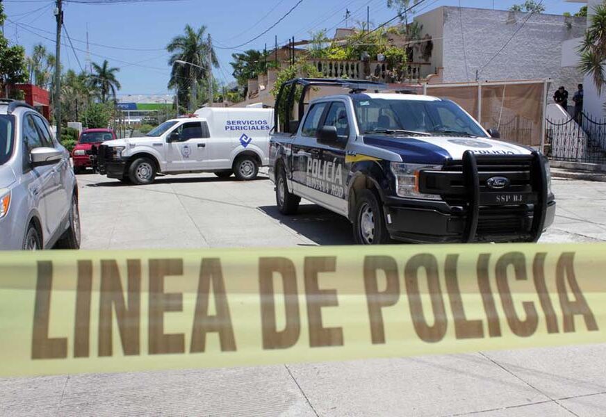 PUCNJAVA U MEKSIKU Tri osobe poginule, među žrtvama i djeca