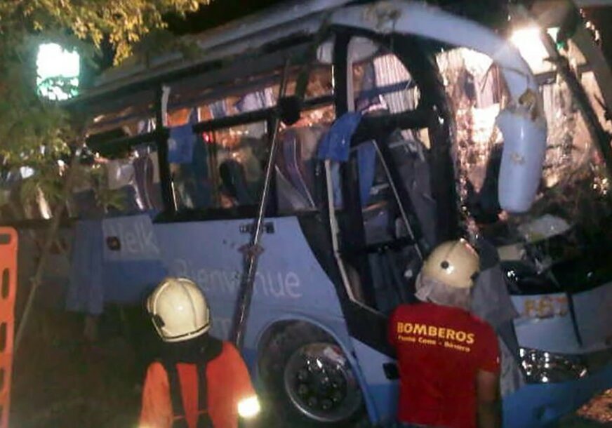 DRAMATIČNO Prevrnuo se autobus pun ruskih turista, povrijeđeno 27 osoba