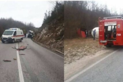 TEŠKA NESREĆA KOD ROGATICA Dvije osobe povrijeđene u sudaru cisterne i automobila