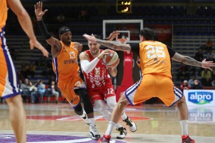 ZVEZDA DEKLASIRALA MORNAR Tim iz Bara bez šansi u Beogradu