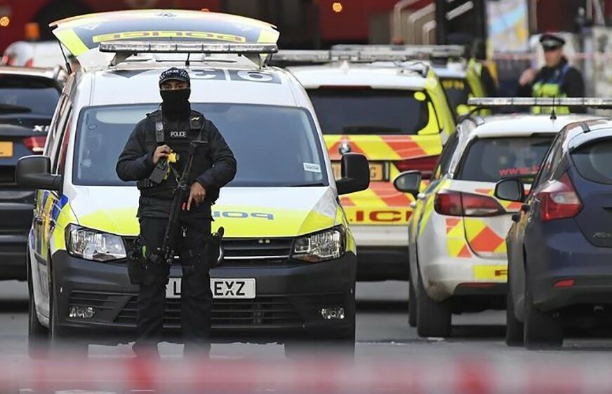 DETALJI INCIDENTA U LONDONU Muškarac koji je nožem ubio dvije osobe već osuđivan za TERORIZAM