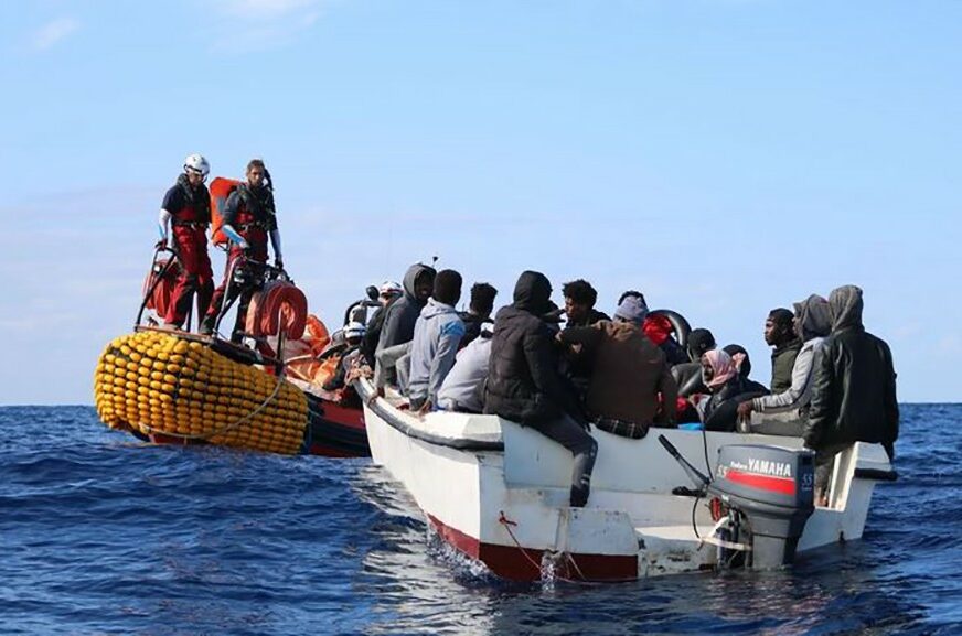 U BIJEGU OD RATA I SIROMAŠTVA Obalska straža Libije presrela 284 migranta