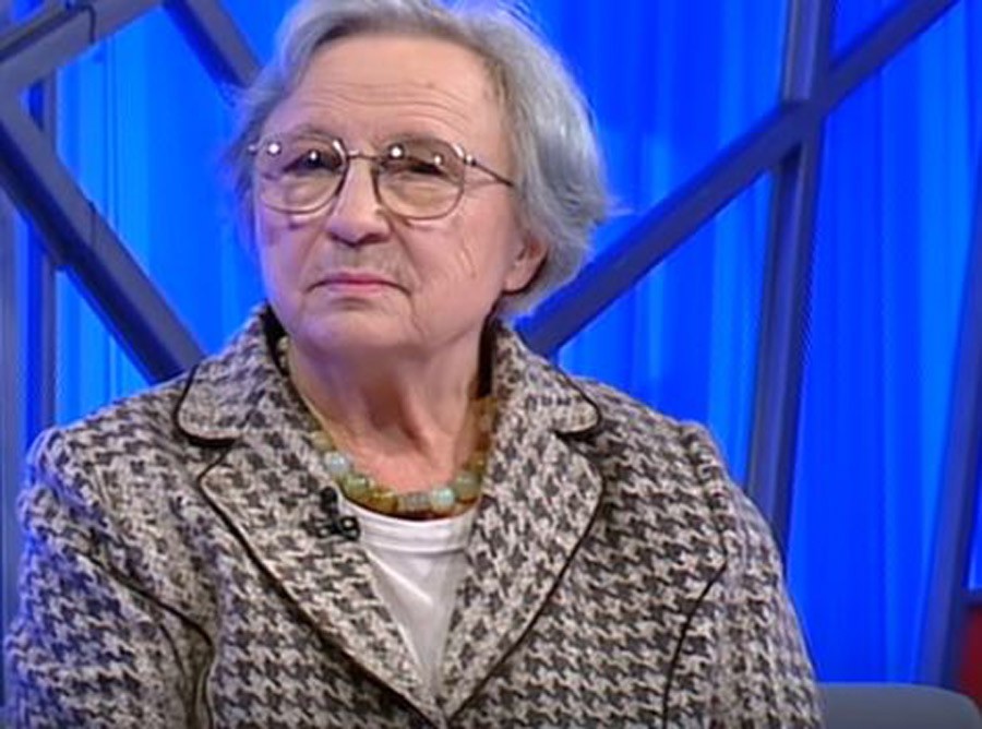 "ZNAM KAKO SE PADA!" Milku Babović (91) udario automobil, ONA USTALA I NASTAVILA DALJE