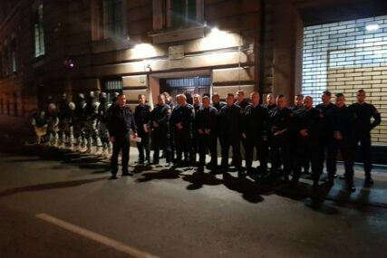 ZATVOR POD OPSADOM Policija uz pomoć pasa tri sata pretresala ćelije u KPZ Sarajevo